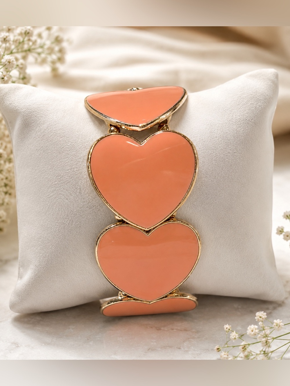 Heart Stretch‎ Cuff Bracelet